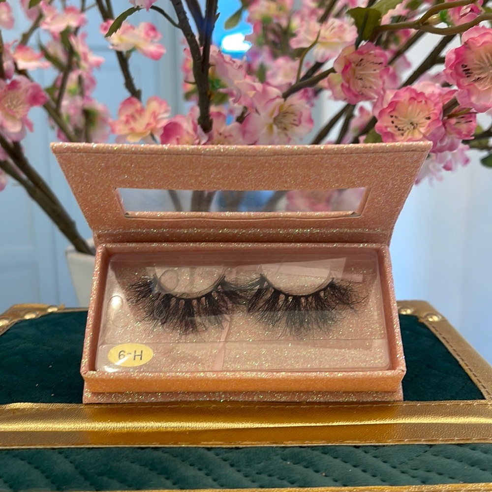 BUY 50+ get 1 FREE, BUY 75+ get 2 FREE 💕💕💕